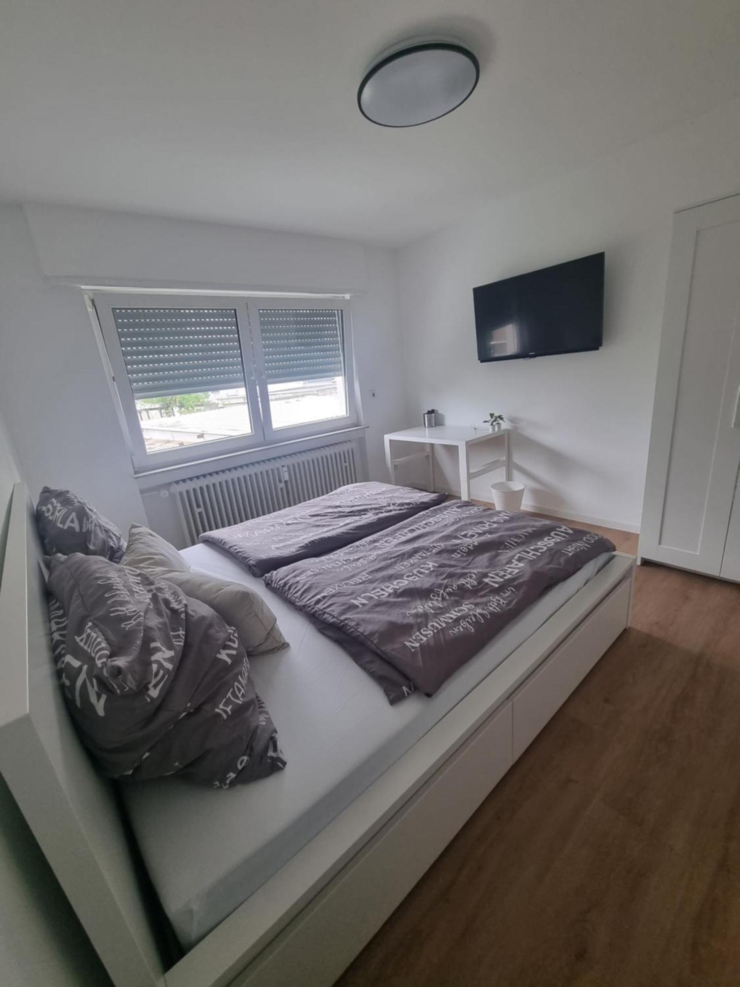 Apartment ~ferienwohnung / Hd~ Sandhausen